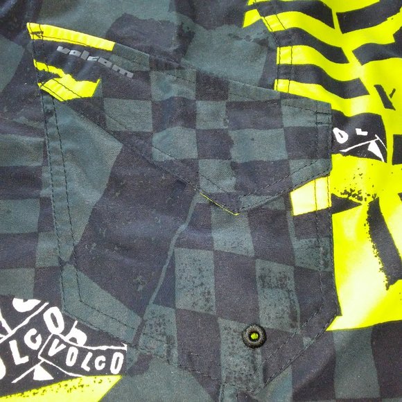 Volcom Boardshorts - Picture 8 of 9